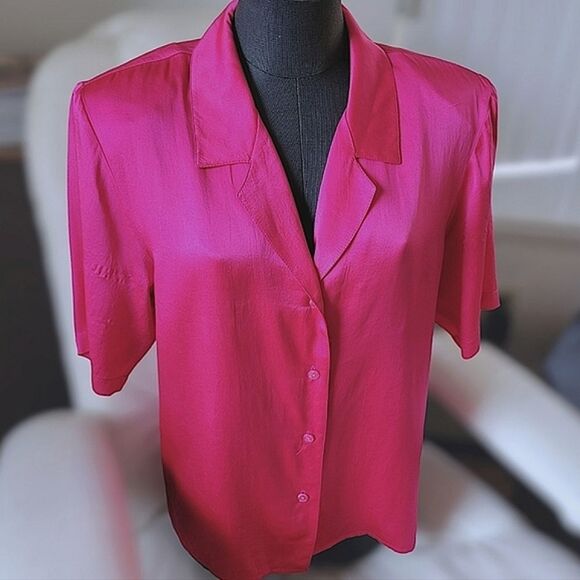 Vtg 80s fushia silk half sleeve button-down blouse - Picture 2 of 13